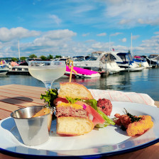 Lakeside dining in Canandaigua, New York